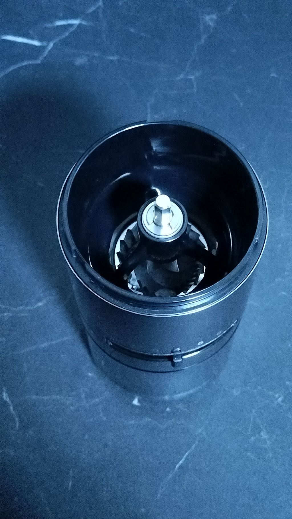 SOLO MILL 01 GLOSSY BLACK
